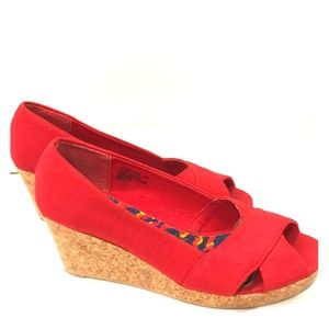 Women’s red open toe wedges